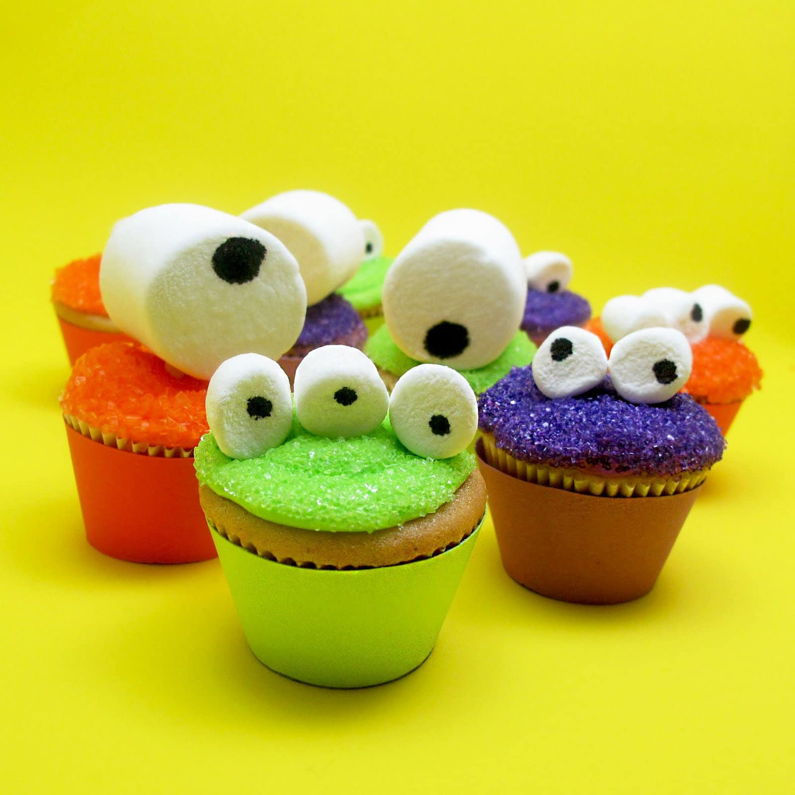 Halloween Mini Cupcakes
 mini monster cupcakes for an easy Halloween treat idea