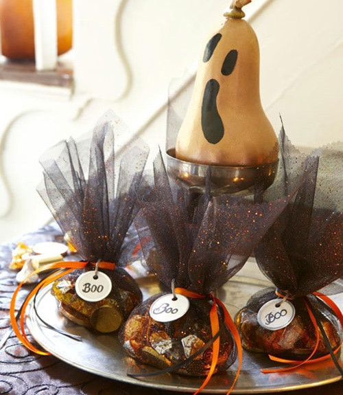 Halloween Party Favors Ideas
 15 Easy Last Minute Halloween Party Favor Ideas Ella Claire