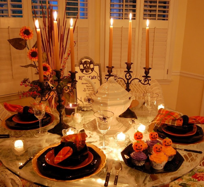 Halloween Table Settings
 Lit Halloween Table Setting With Spiderweb Tablecloth