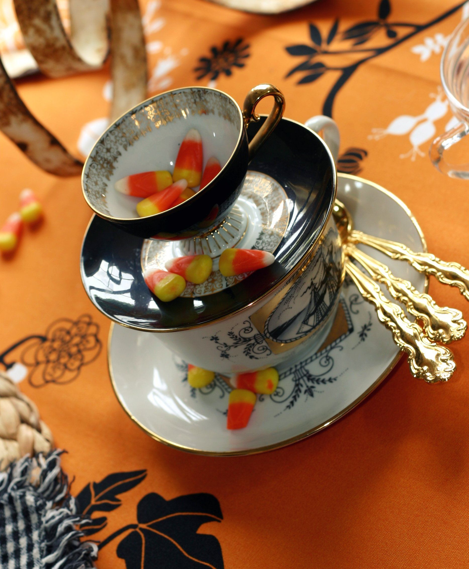 Halloween Tea Party Ideas
 Explore the most amazing Halloween afternoon tea party