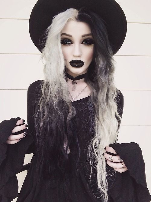 Halloween Witches Makeup Ideas
 25 Halloween Makeup for Girls Flawssy