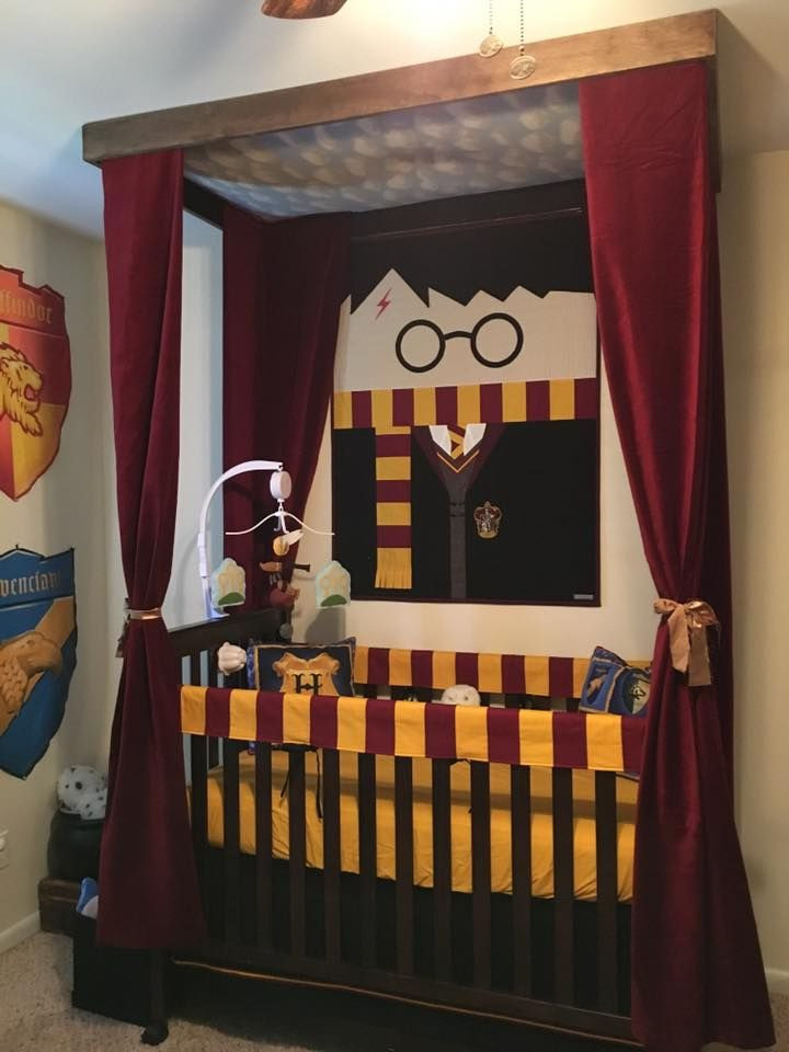 Harry Potter Baby Room Decor
 Harry Potter Nursery Crib Looks like Harry s four poster