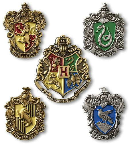 Harry Potter Pins
 Harry Potter Hogwarts House Crest Pin Set