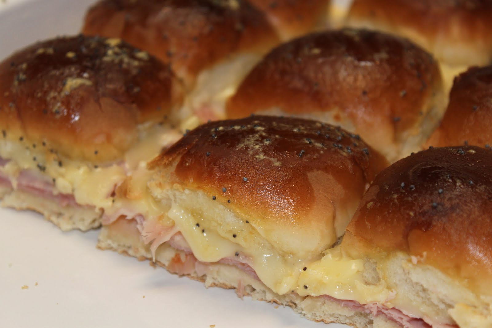 Hawaiian Rolls Ham Sandwiches
 hawaiian slider ham recipe cheese bread