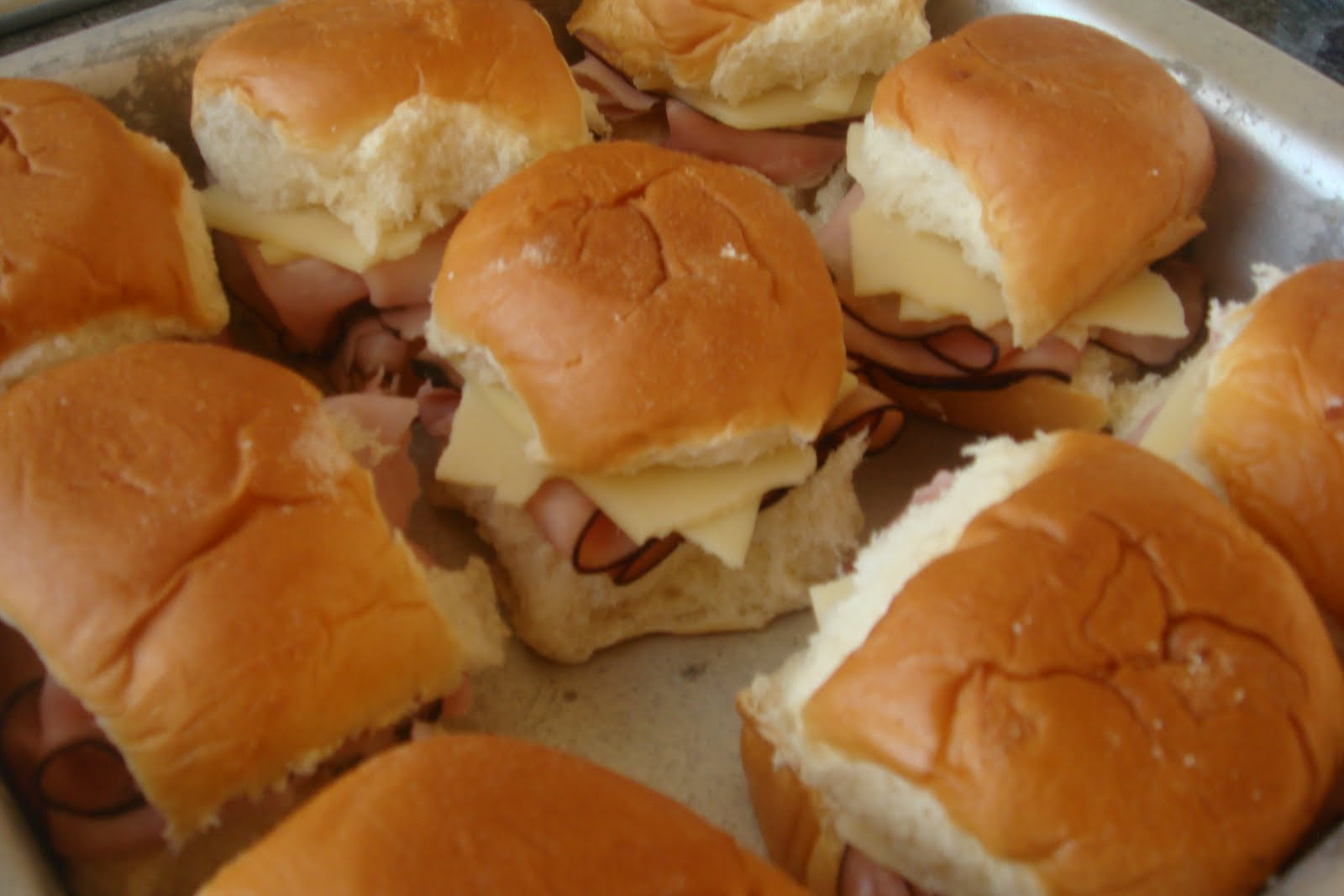 Hawaiian Rolls Ham Sandwiches
 siriously delicious Lucy s Ham Sandwiches