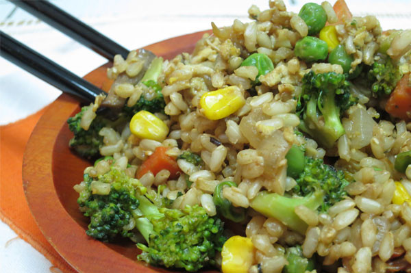 Healthy Vegetable Fried Rice
 Ve able fried rice s a healthy update