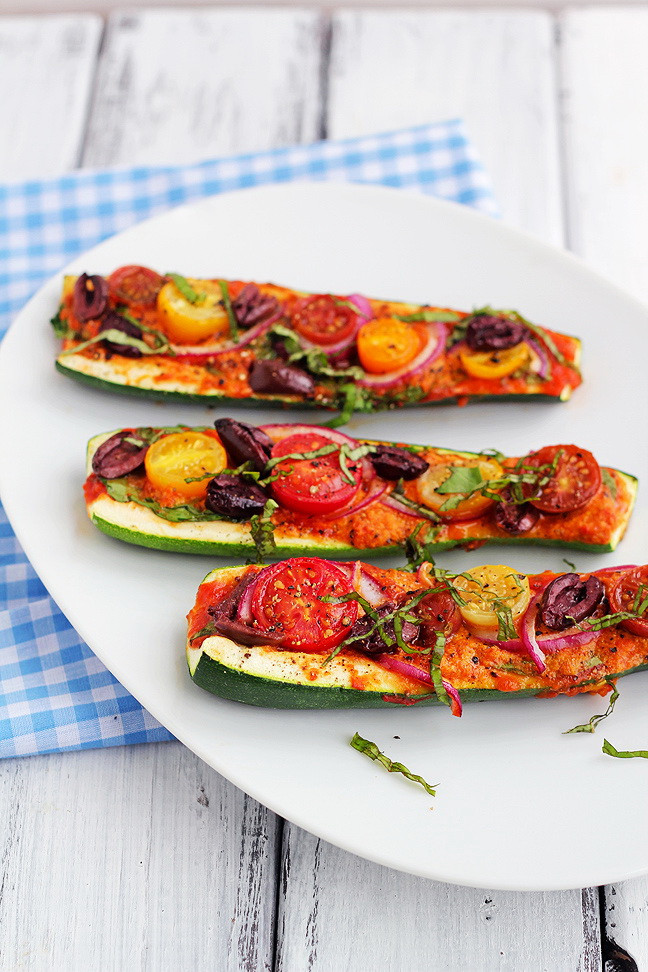 Healthy Vegetarian Dinner Recipes For Weight Loss
 Zucchini Pizza Boats – Quick Healthy Ve arian Dish