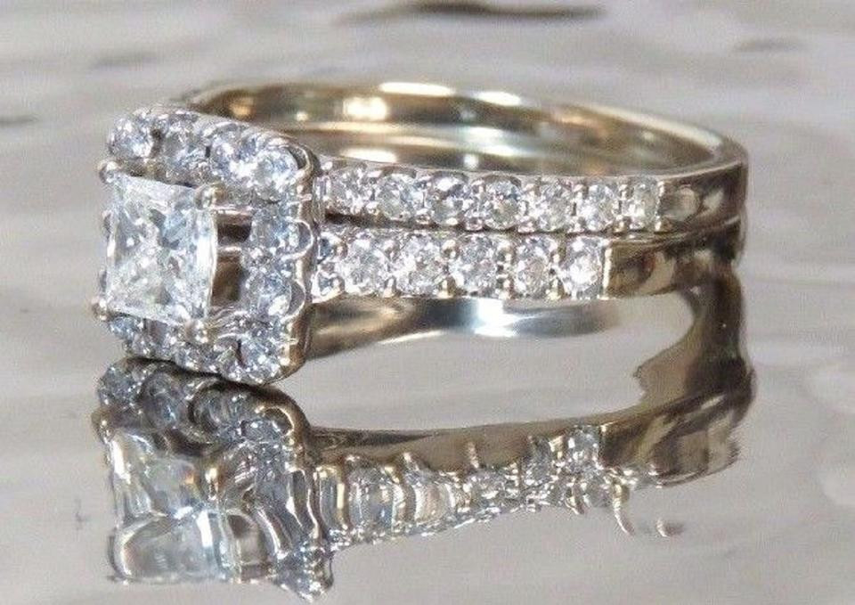 Helzberg Diamonds Engagement Rings
 Helzberg Diamonds H 18k White Gold Band 1 2 Ct Princess