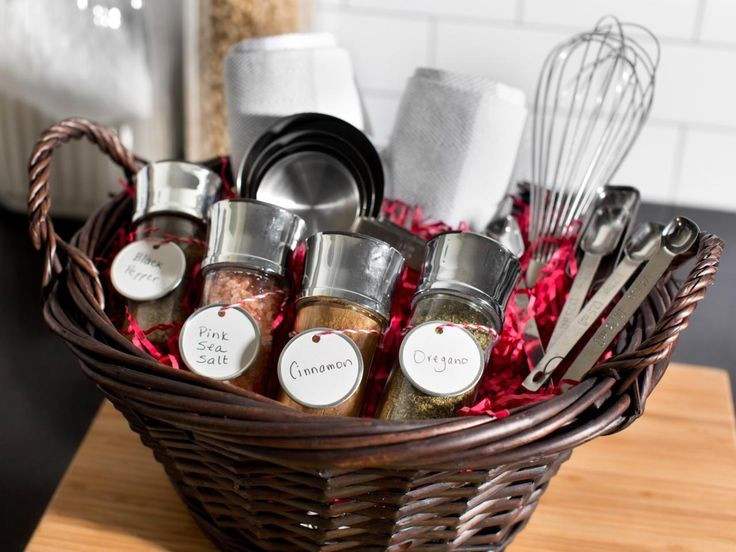 Holiday Cooking Gift Ideas
 Top 10 DIY Gift Basket Ideas for Christmas Top Inspired