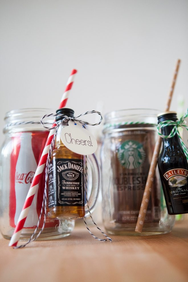 Holiday Drink Gift Ideas
 Christmas Mason Jar Gifts