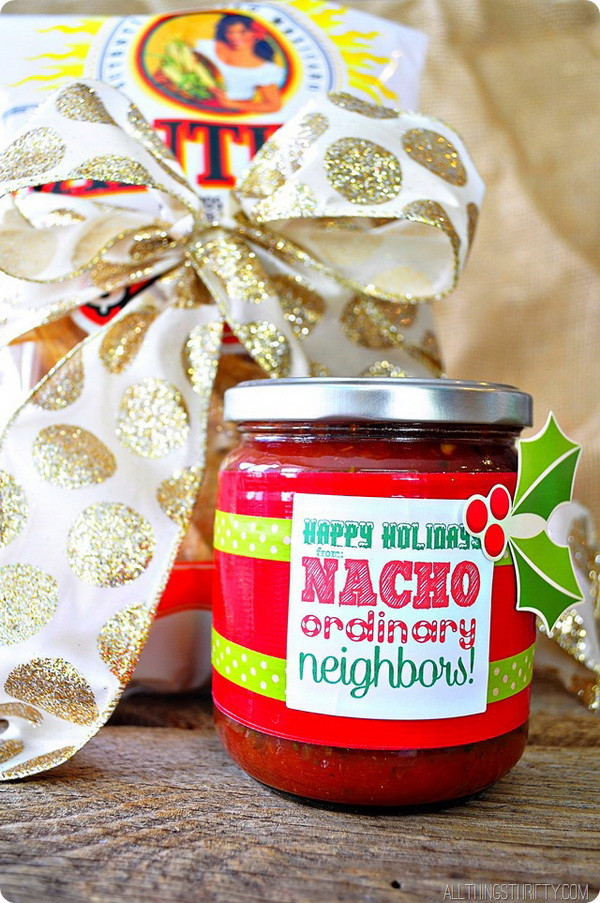 Holiday Gift Ideas For Neighbors
 30 Quick and Inexpensive Christmas Gift Ideas for