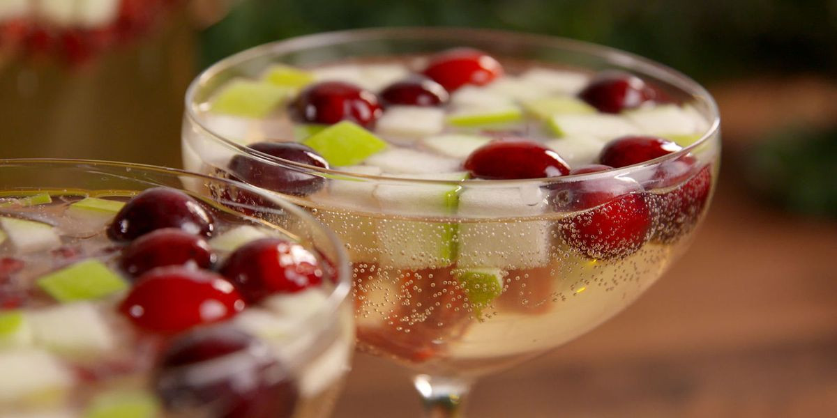 Holiday Party Drink Ideas
 30 Easy Christmas Cocktails Best Recipes for Holiday