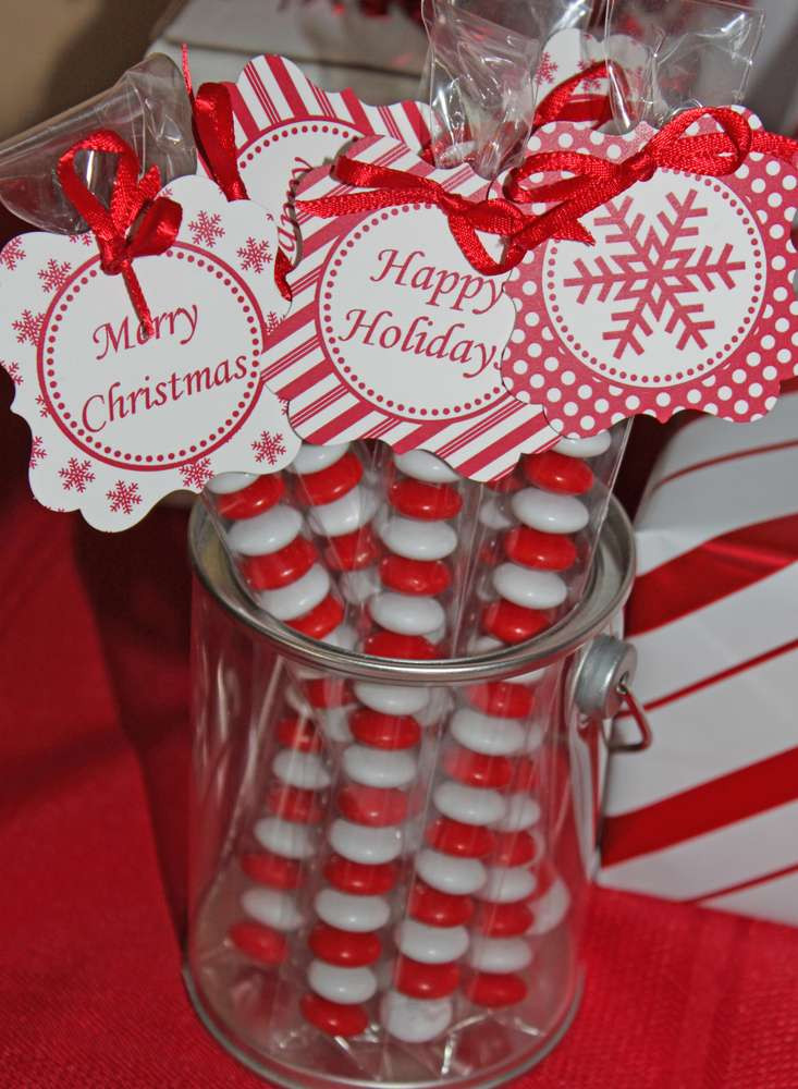Holiday Party Gift Ideas
 The Sweetest Candy Gifts for Everyone on Your "Nice" List
