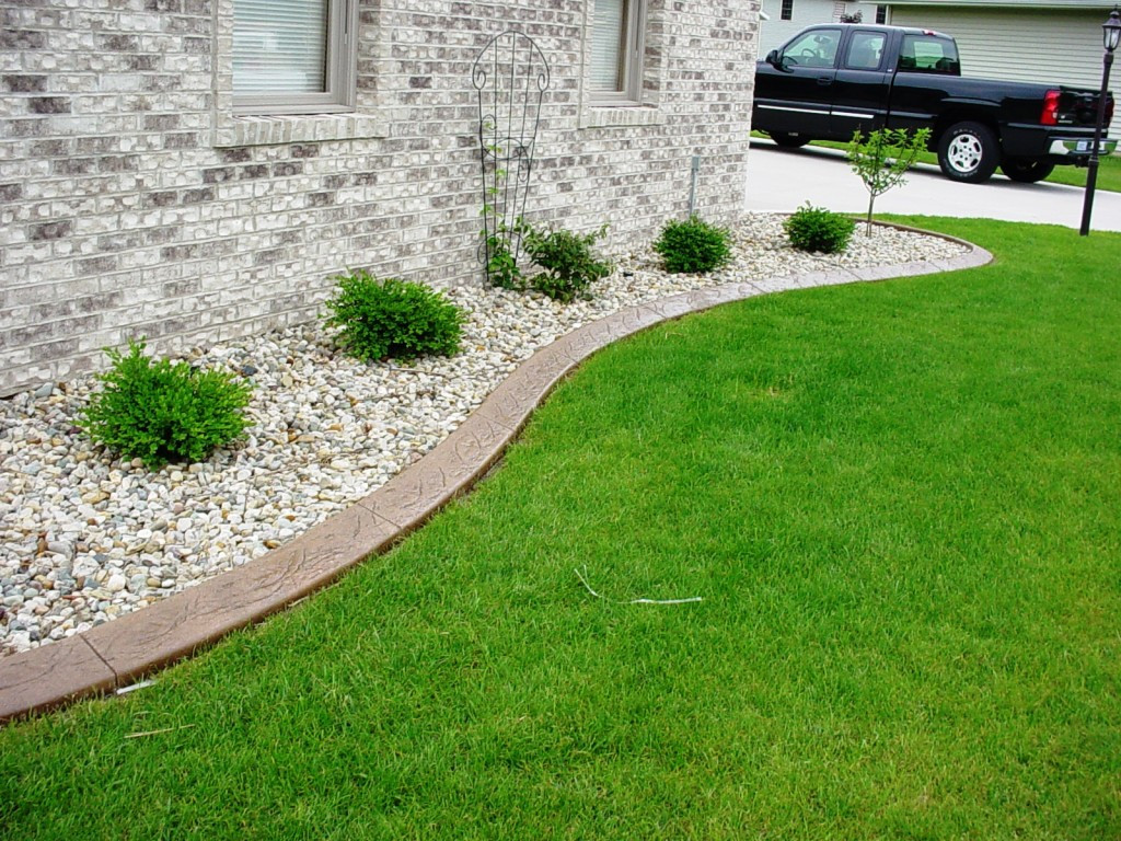 Home Depot Landscape Edging
 Ideas Create Solid Boundaries In Your Lawn And Garden