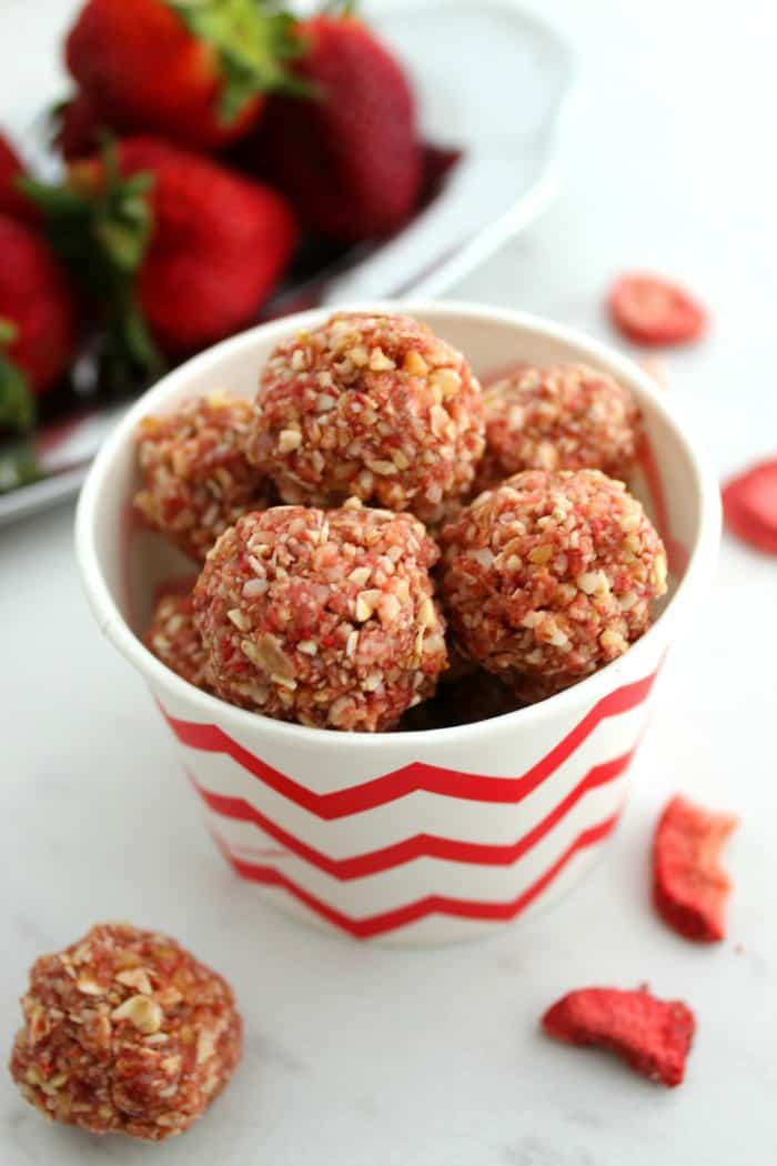 Homemade Healthy Snacks
 15 Easy Healthy Snacks for Kids on the Go and Back to School