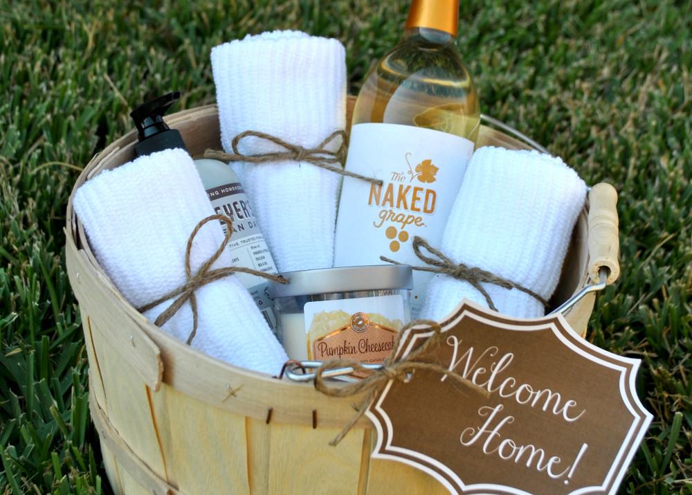 Homemade Housewarming Gift Basket Ideas
 DIY Housewarming Gift Basket