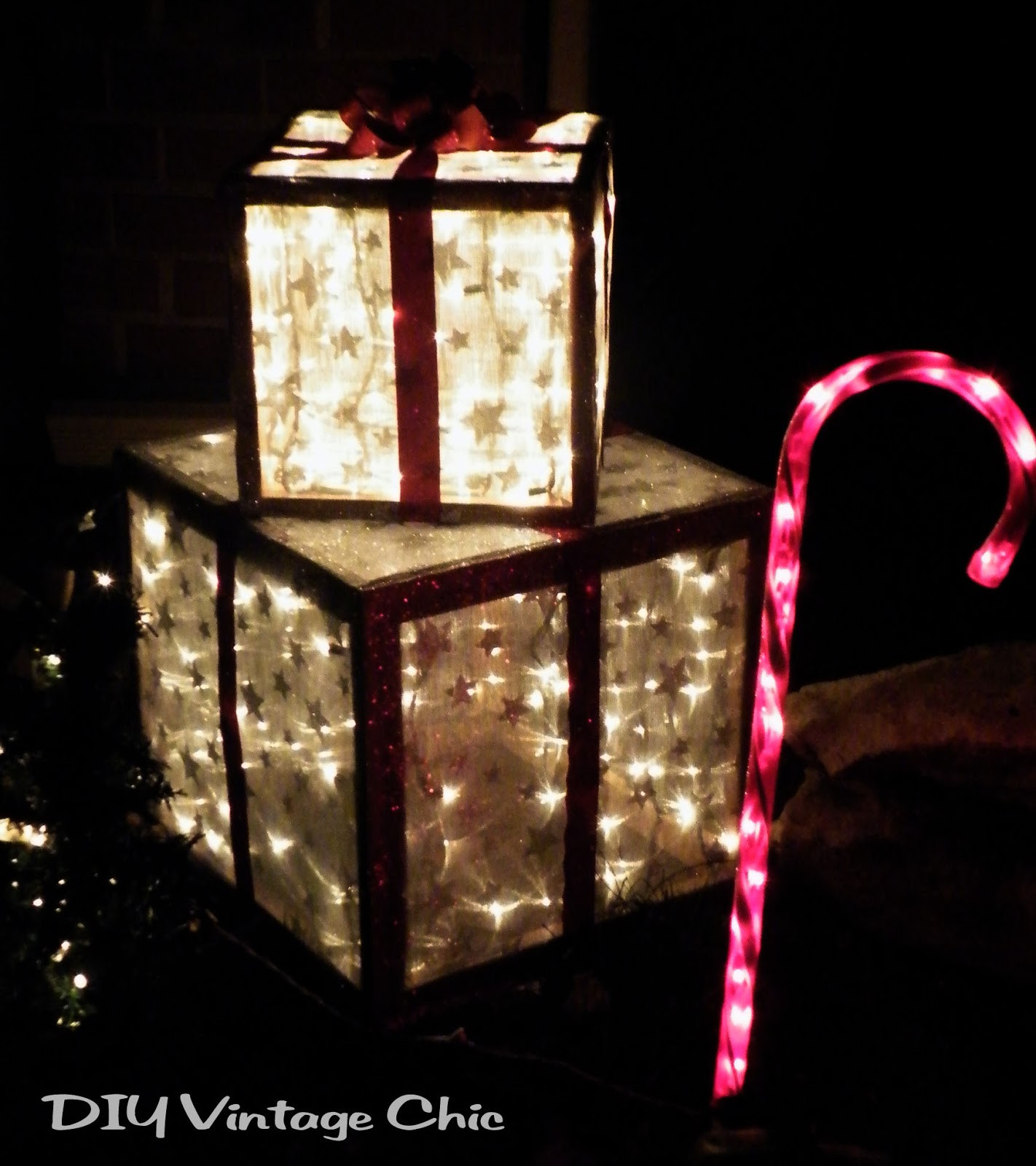 Homemade Outdoor Christmas Light Decorations
 Remodelaholic