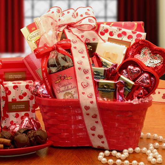 Homemade Valentine Gift Basket Ideas
 Easy & Fun DIY Chocolate Gift Ideas for Valentine’s Day