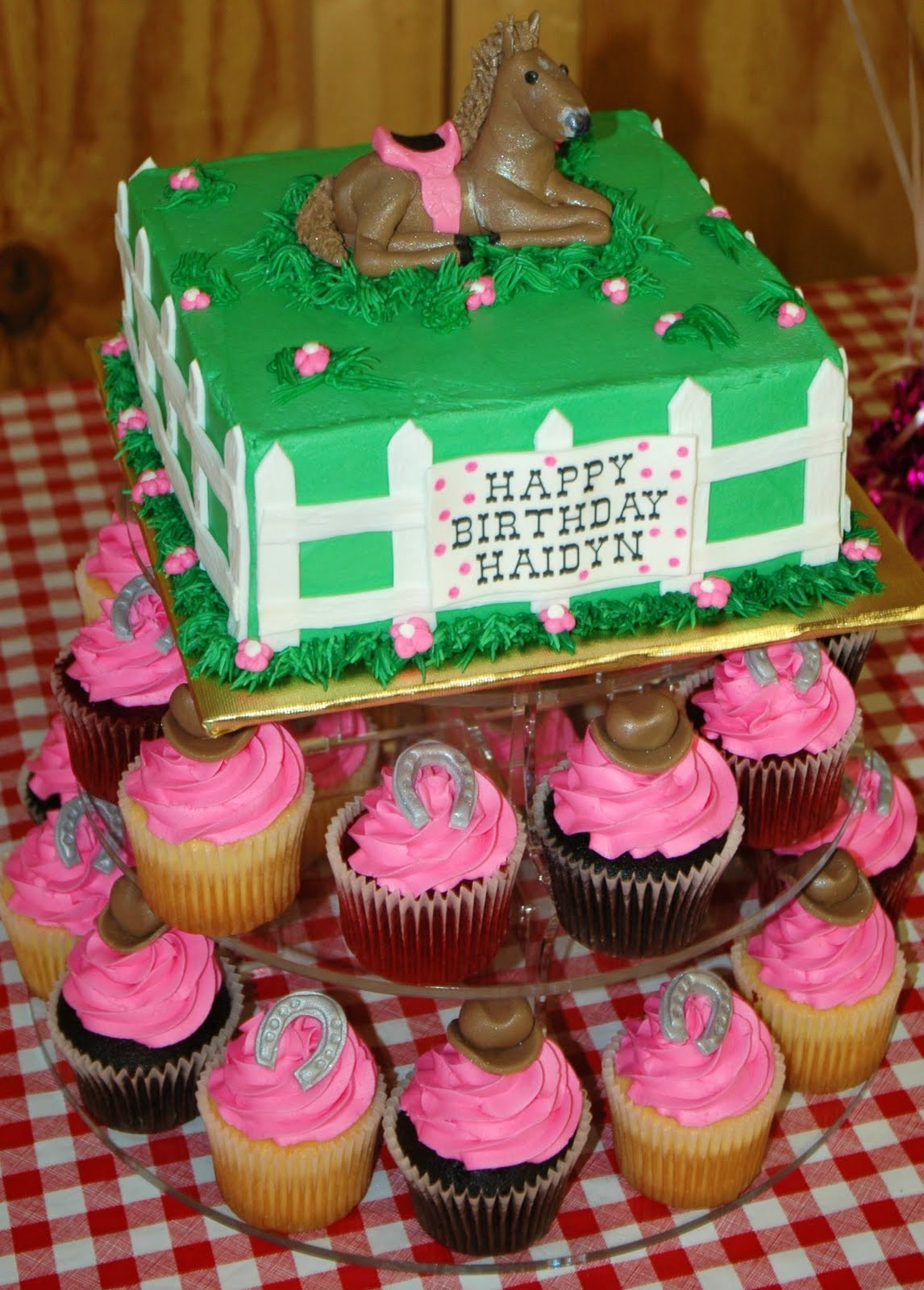 Horse Birthday Decorations
 Horse Birthday Cakes – Decoration Ideas