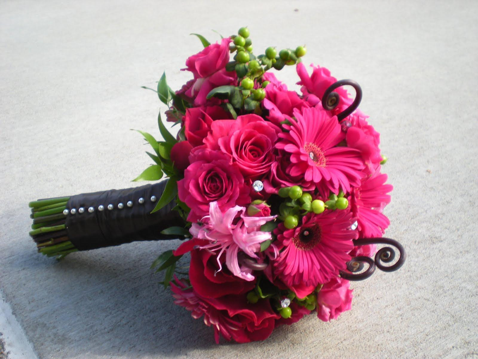 Hot Pink Wedding Flowers
 Saman s blog Silk Wedding Bouquets Hot Pink