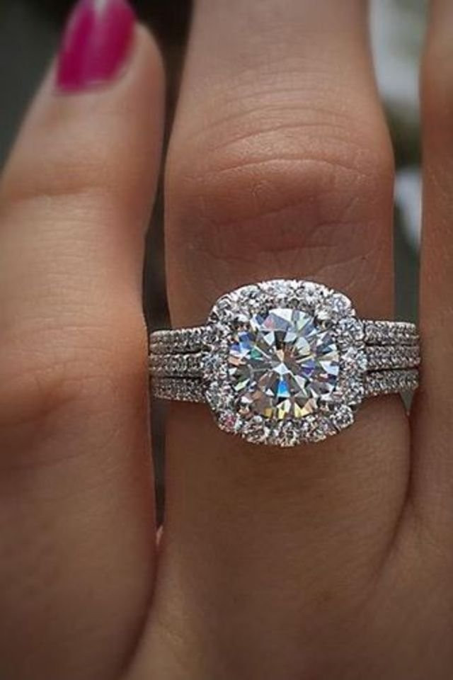 Huge Wedding Ring
 21 s That Will Help You Find Your Dream Diamond