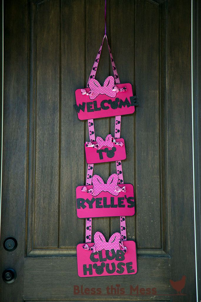 Ideas For A Minnie Mouse Birthday Party
 Minnie Mouse Birthday Party — Bless this Mess