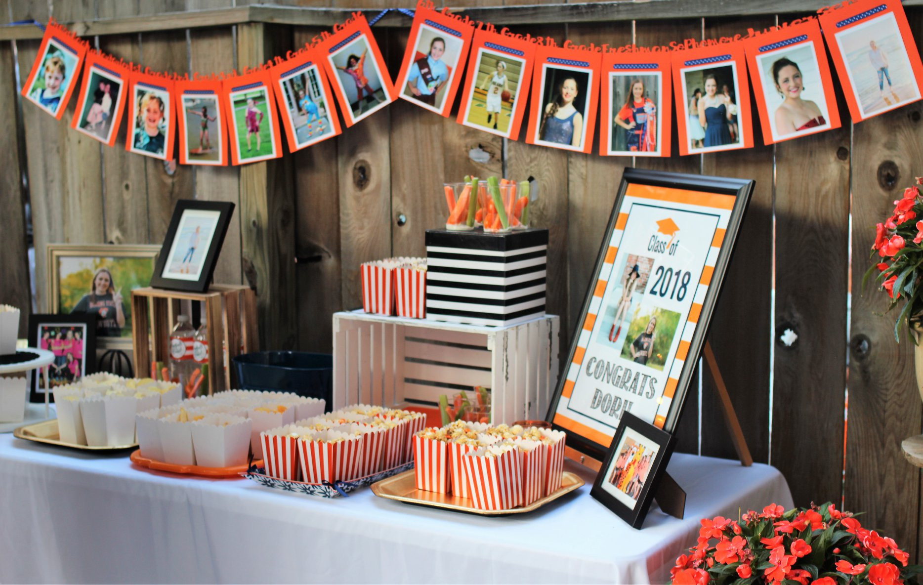 Ideas For Displaying Pictures For Graduation Party
 Graduation Party Ideas How to Celebrate Your Senior s Big Day
