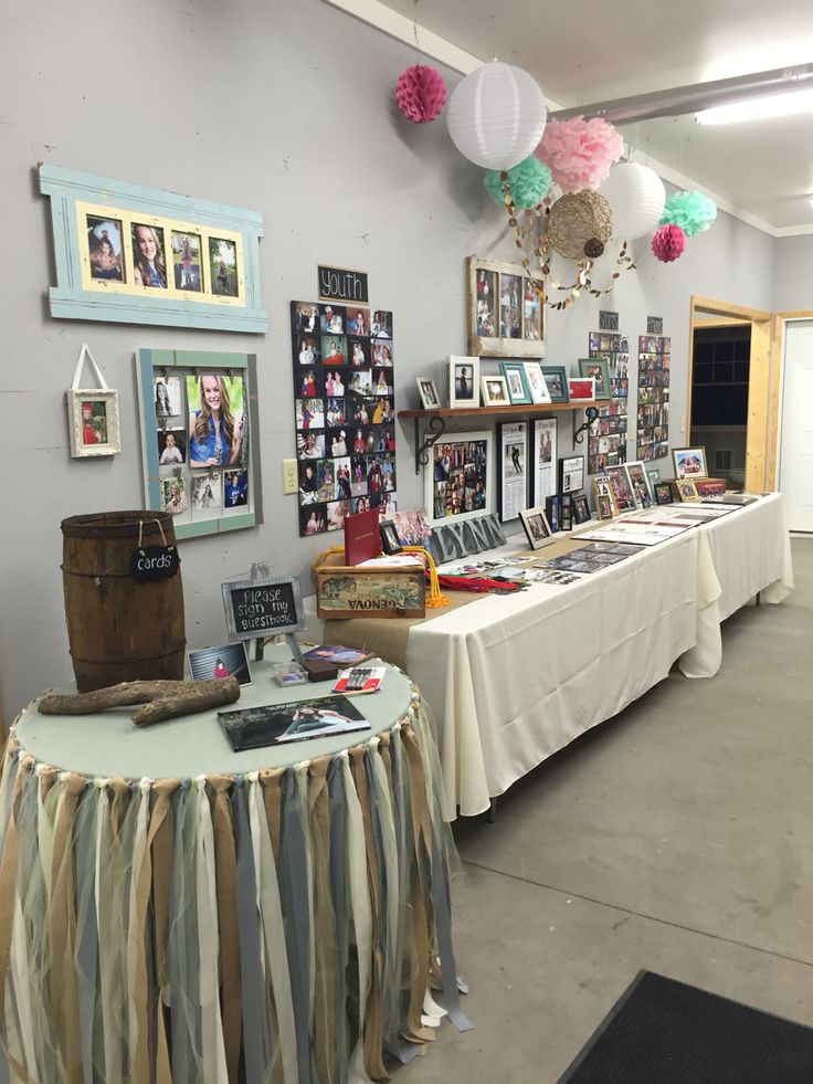 Ideas For Displaying Pictures For Graduation Party
 37 best images about Graduation Ideas on Pinterest