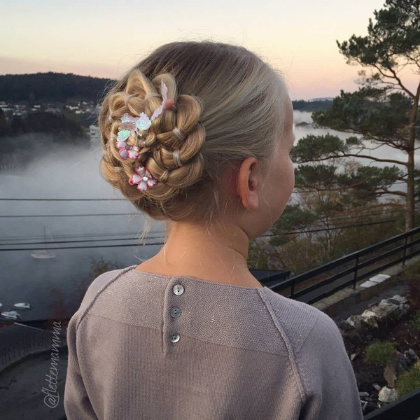Images Of Little Girls Hairstyles
 57 of the Sweetest Hairstyles That Your Daughter is Sure