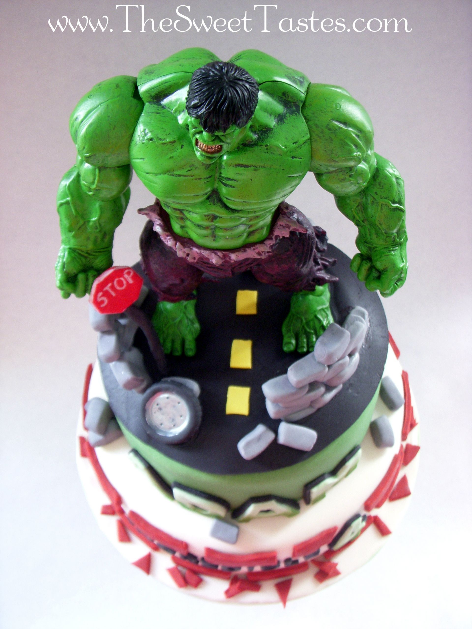 Incredible Hulk Birthday Cake
 Incredible Hulk Birthday Cake Wwwthesweettastes