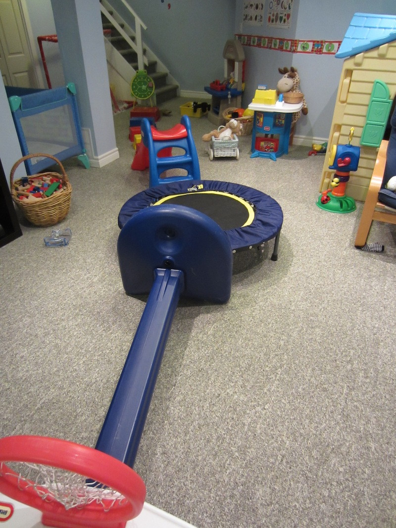 Indoor Obstacle Course For Kids
 Indoor Obstacle Course Ideas for All Ages How To Run A