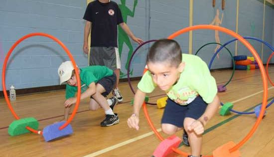 Indoor Obstacle Course For Kids
 Indoor Obstacle course using hula hoops Totally need to