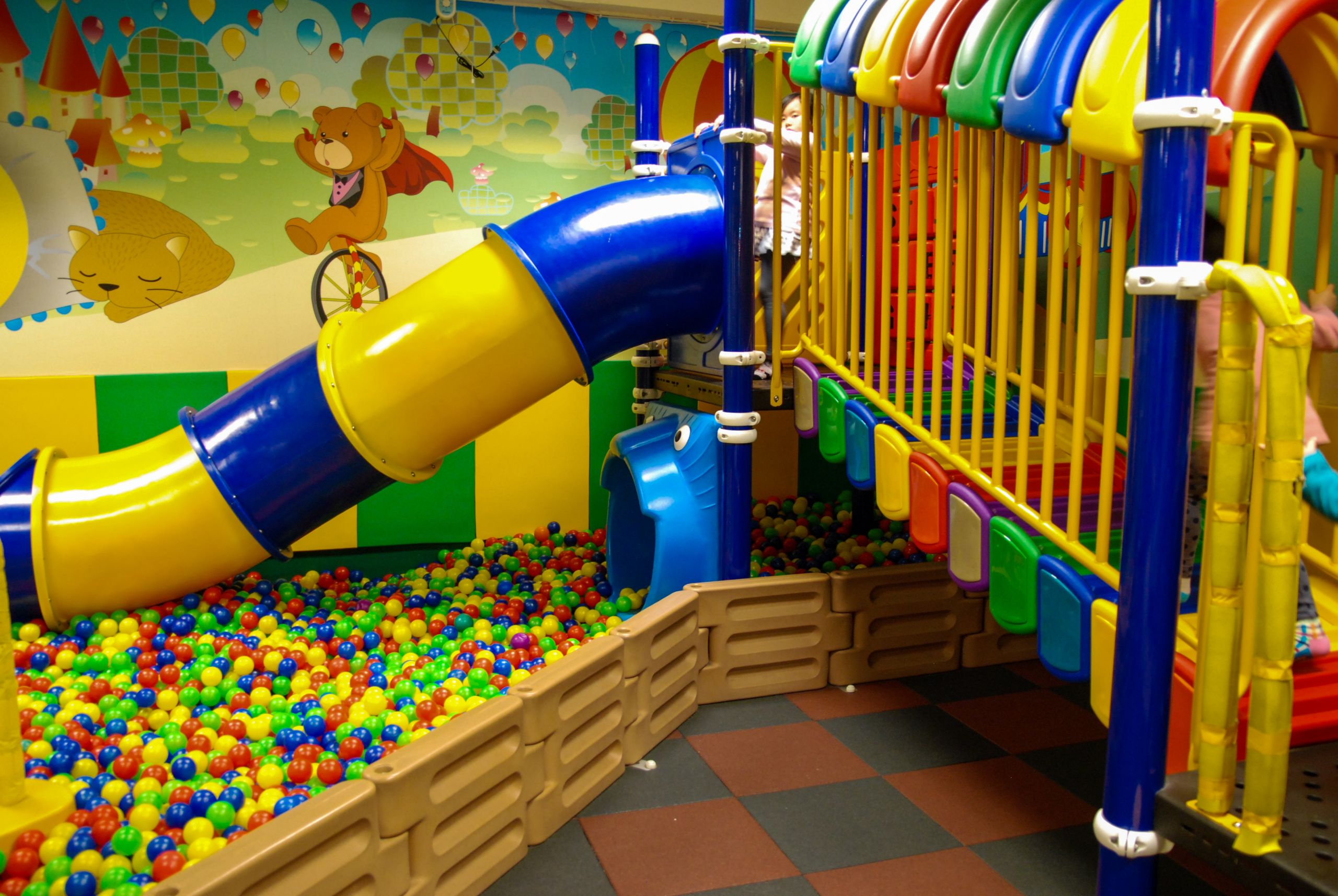 Indoor Play For Kids
 Kids Indoor Playgrounds and Their Benefits for Development