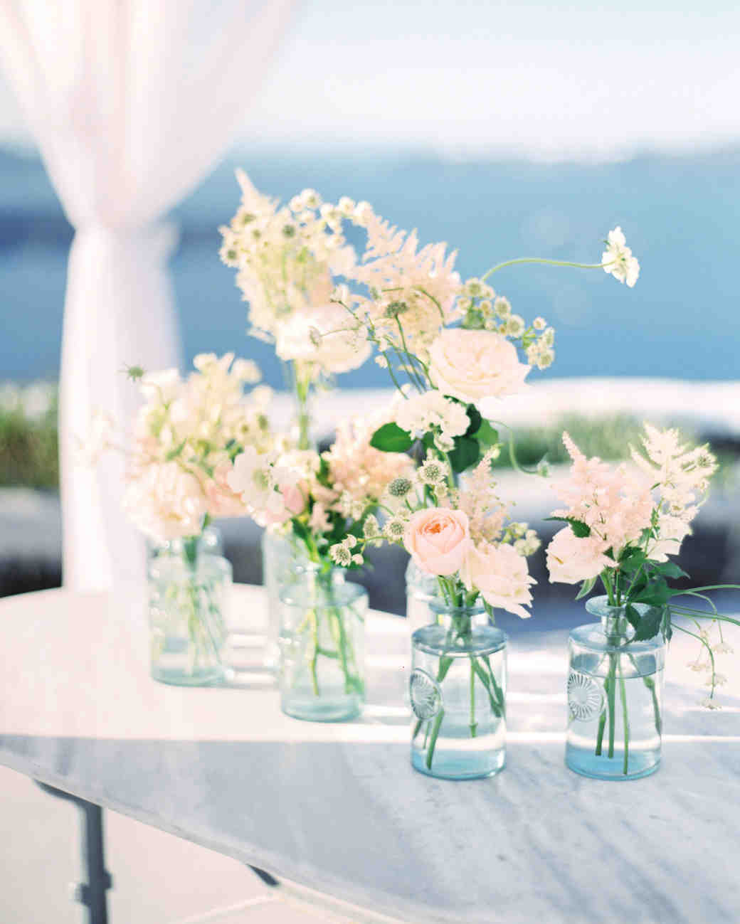 Inexpensive Wedding Flowers
 Elegant and Affordable Wedding Flower Ideas We Love