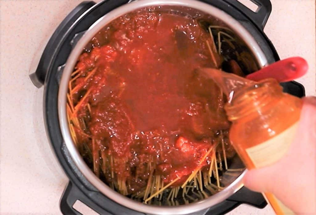 Instant Pot Spaghetti Jar Sauce
 Instant Pot Spaghetti and Meatballs Video