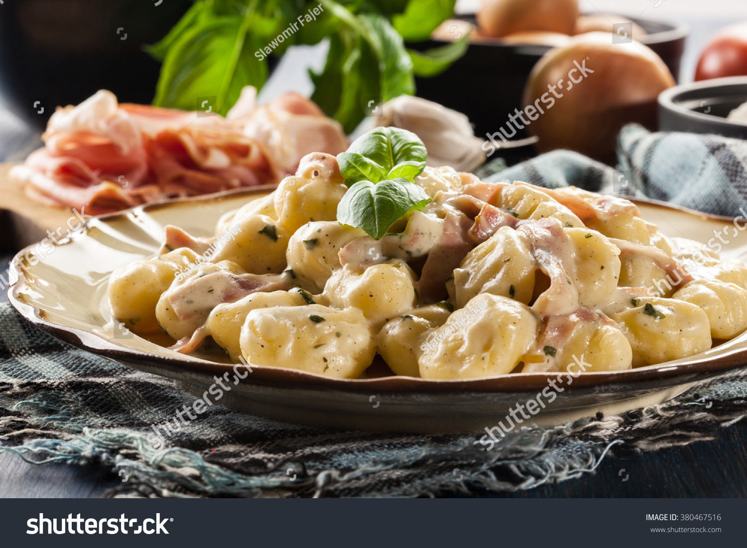 Italian Potato Dumplings
 Potato Gnocchi Italian Potato Dumplings With Cheese Sauce