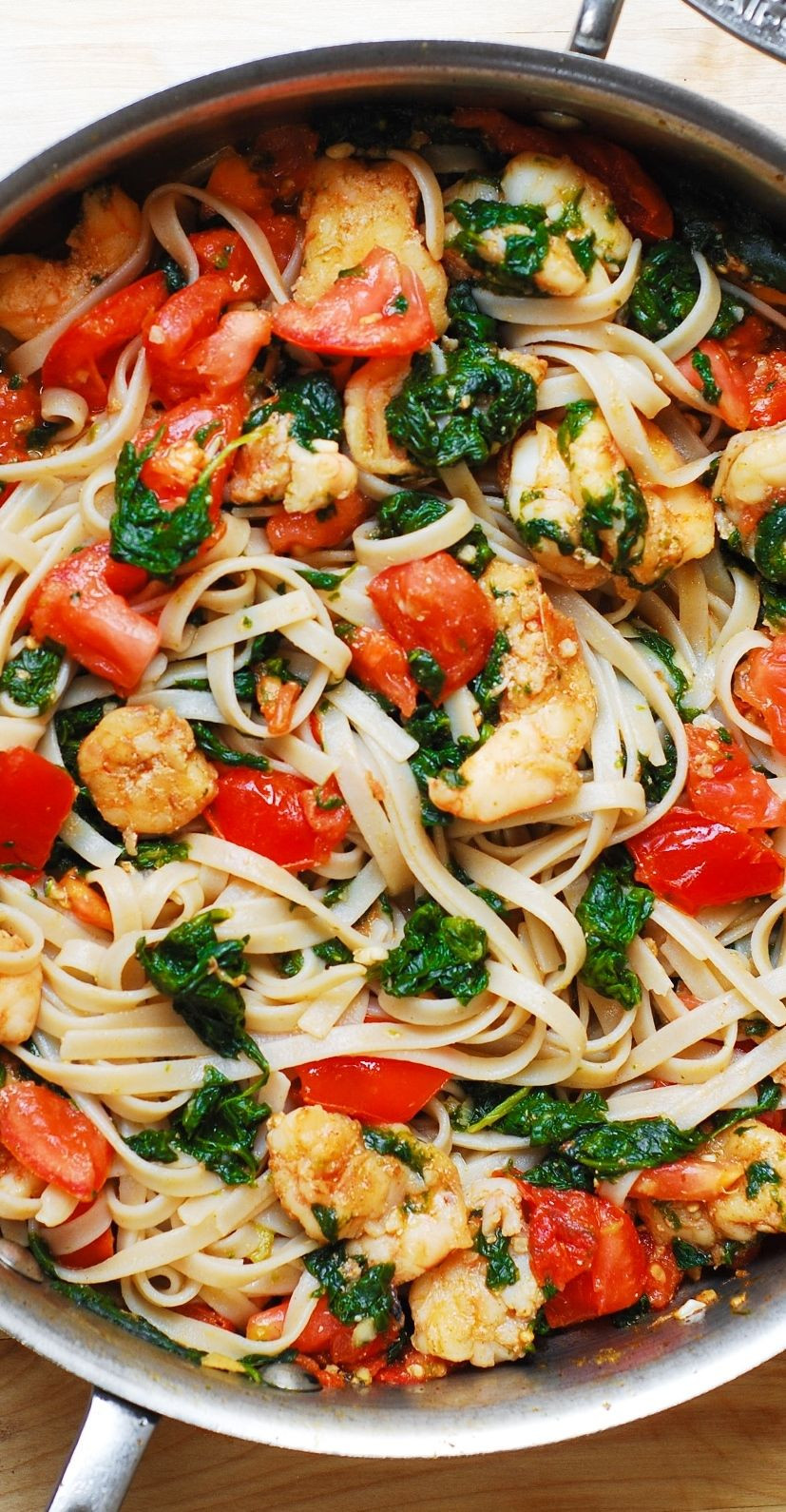 Italian Shrimp Pasta Recipes
 Shrimp pasta with fresh tomatoes and spinach in a garlic