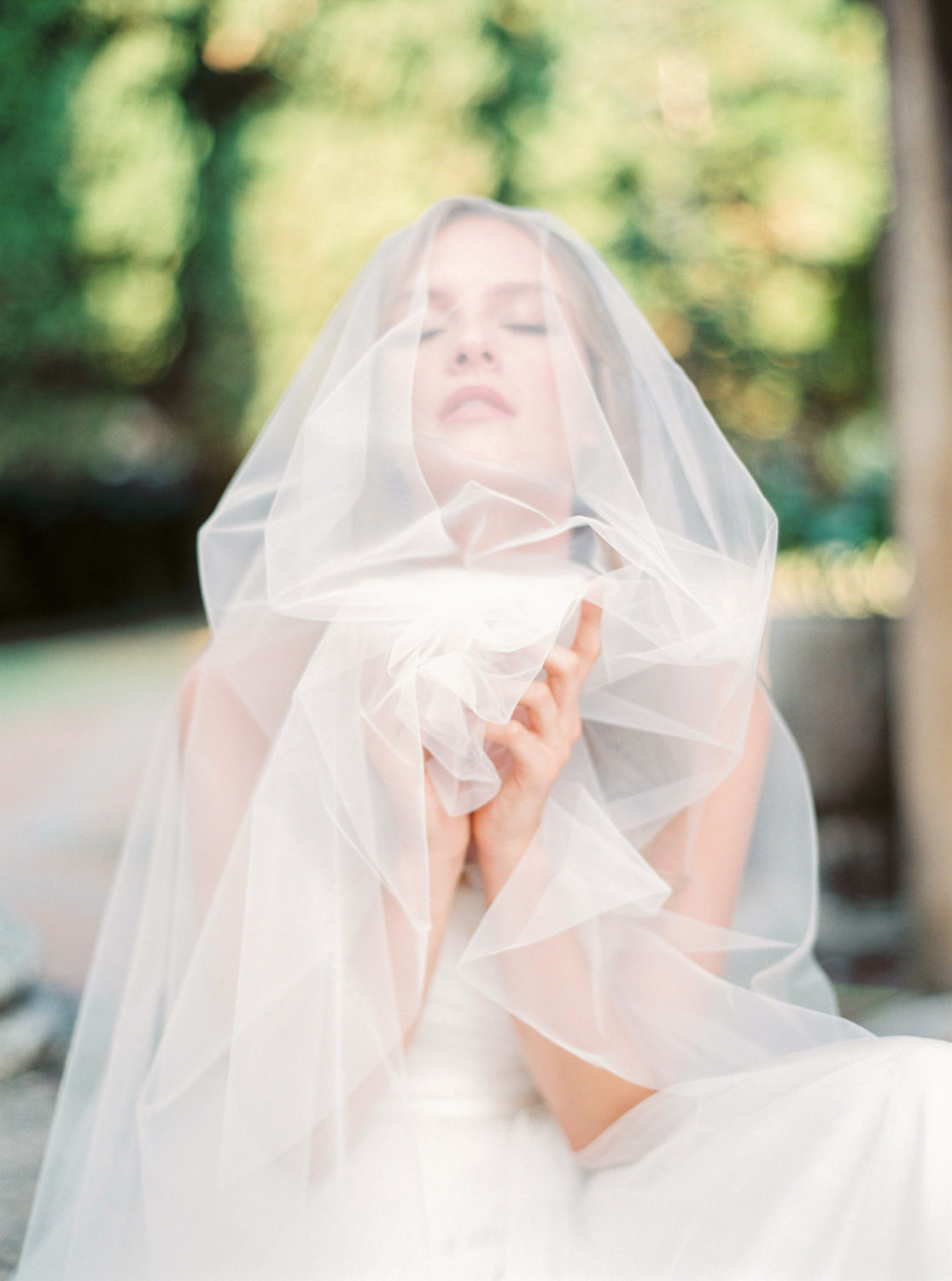 Italian Wedding Veils
 Italian soft tulle circle fingertip wedding veil with blusher