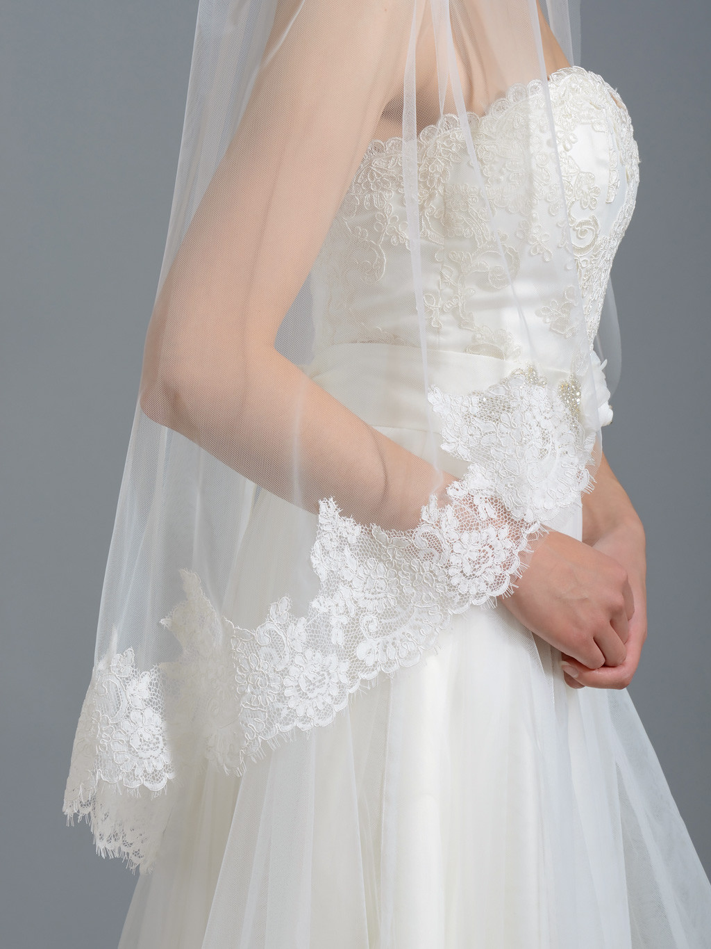 Ivory Wedding Veil
 Ivory elbow alencon lace wedding veil V038