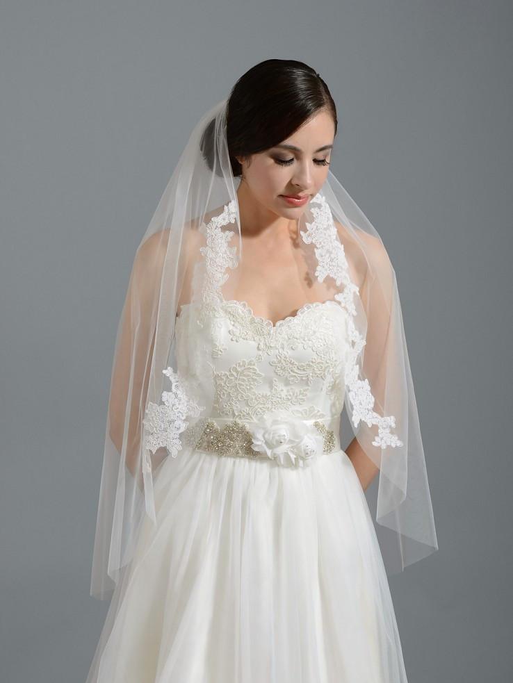 Ivory Wedding Veil
 Ivory elbow wedding veil V052n alencon lace V052n
