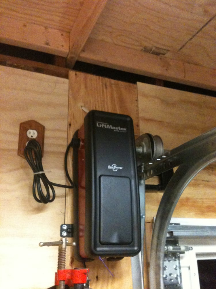 Jackshaft Garage Door Opener
 Liftmaster Side mount Jackshaft opener model 3800 or 8500