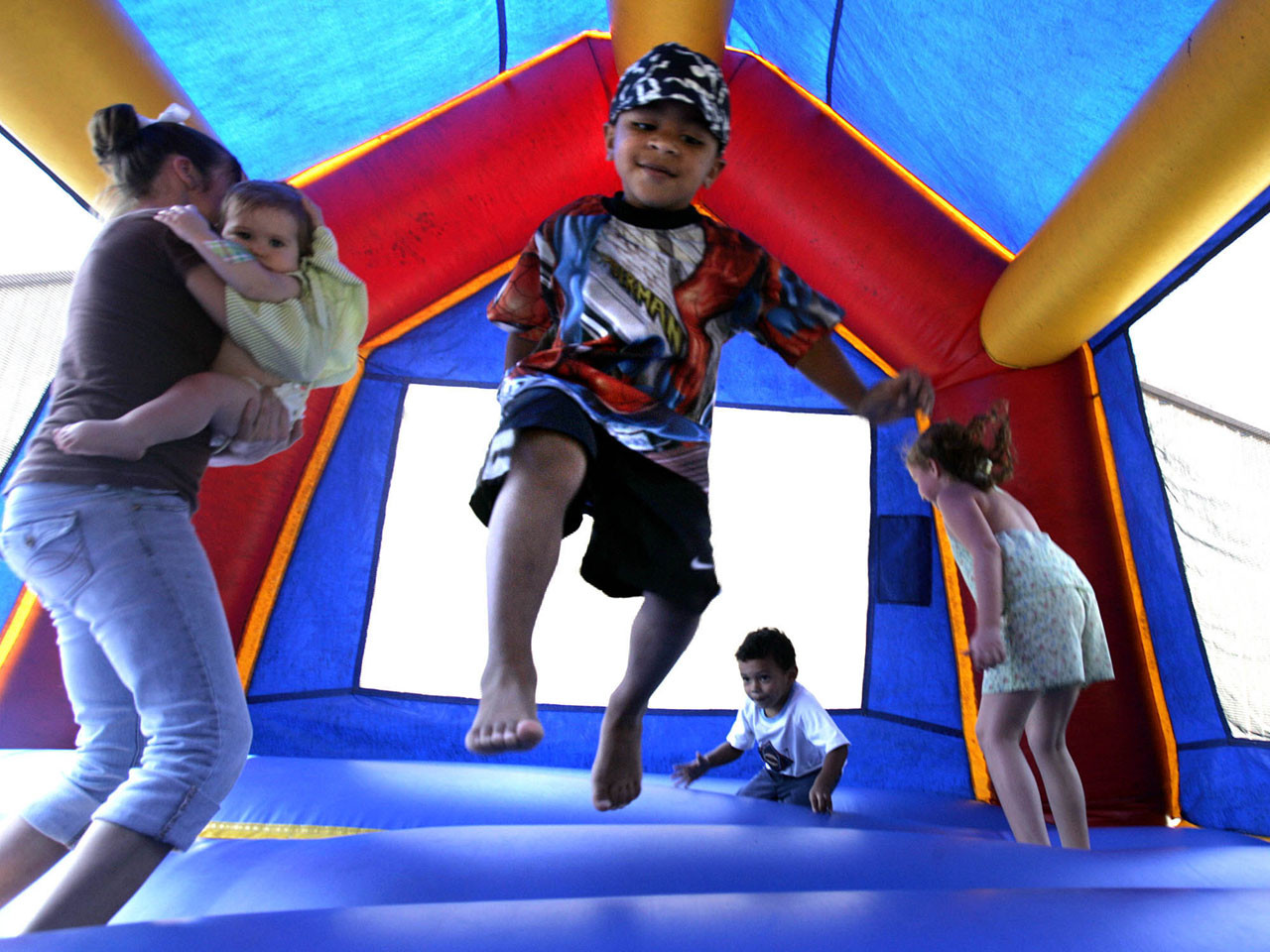 Jump Kids Party
 Bounce houses injure a U S child every 46 minutes study