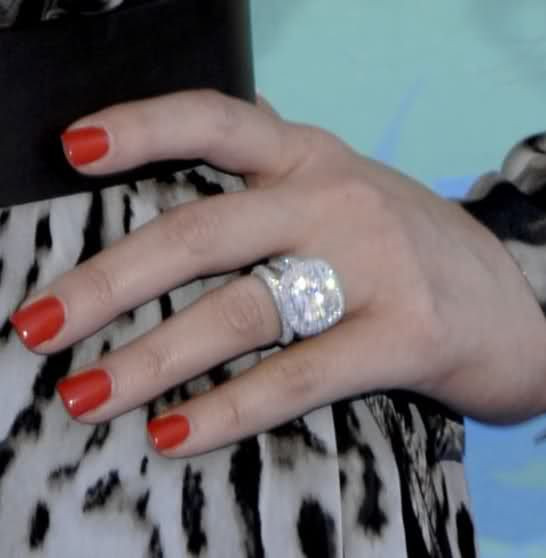 Khloe Kardashian Wedding Ring
 54 best Celebrity Engagement Rings images on Pinterest