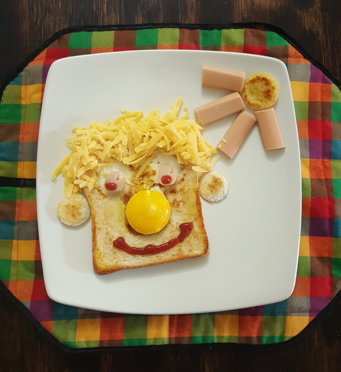 Kid Friendly Breakfast Recipe
 Eggy Faces A Quick and Easy Kid Friendly Breakfast Recipe