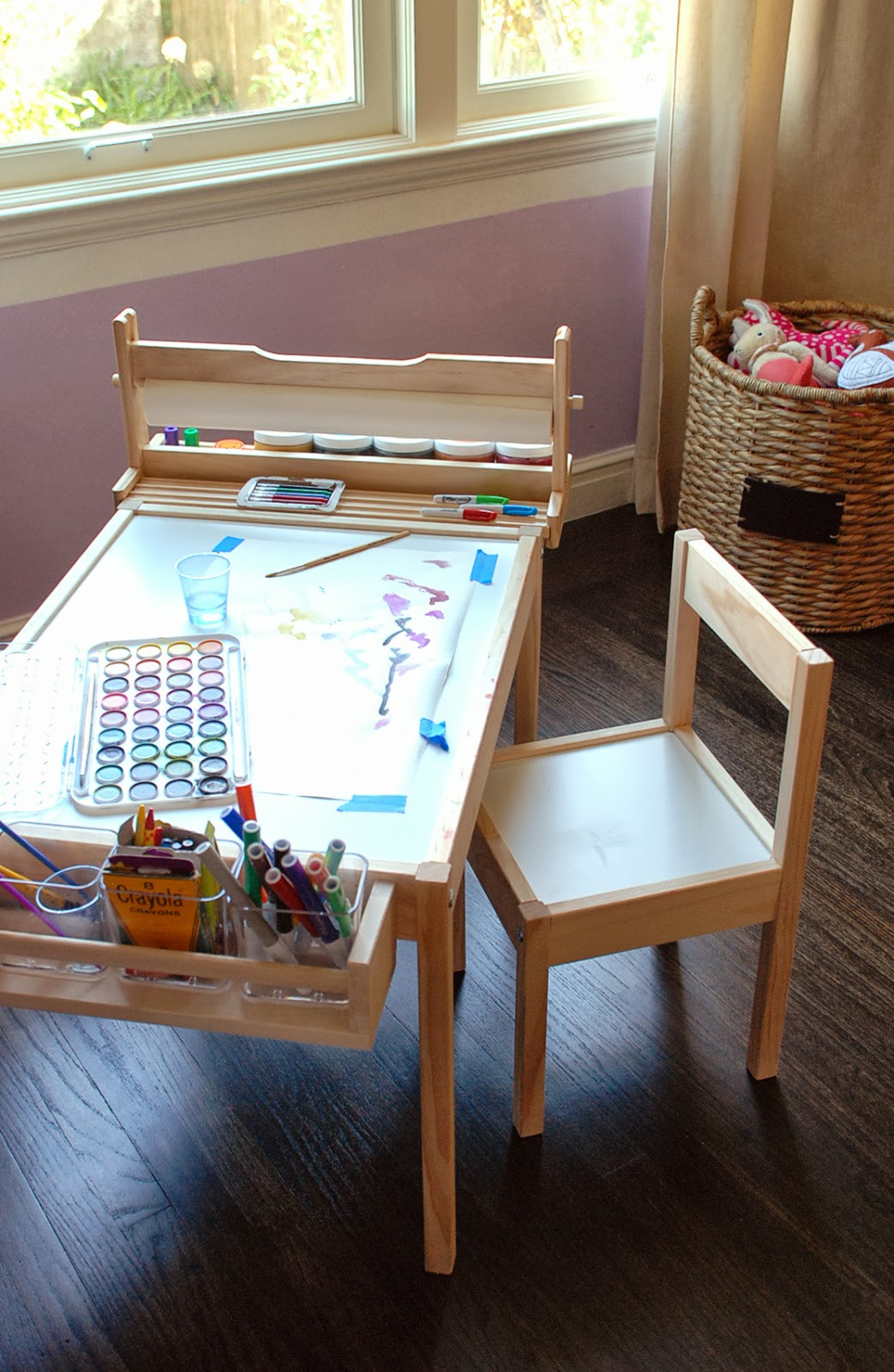 Kids Art And Craft Tables
 Design Ingenuity DIY Kids Craft Table