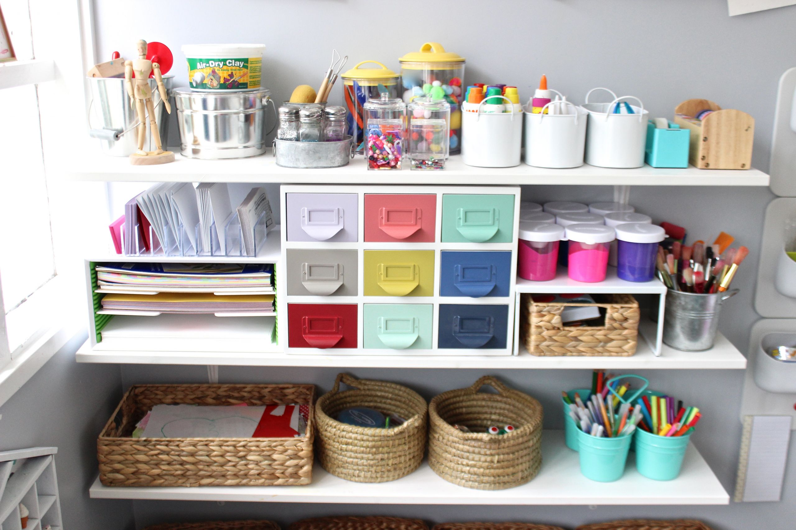 Kids Art Room
 10 Tips on How to Create a Fun Yet Stylish Art Space for