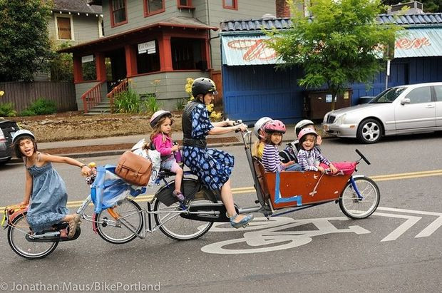 Kids Haircuts Portland
 Omamas Take 5 Portland mom moves six kids by bike girls