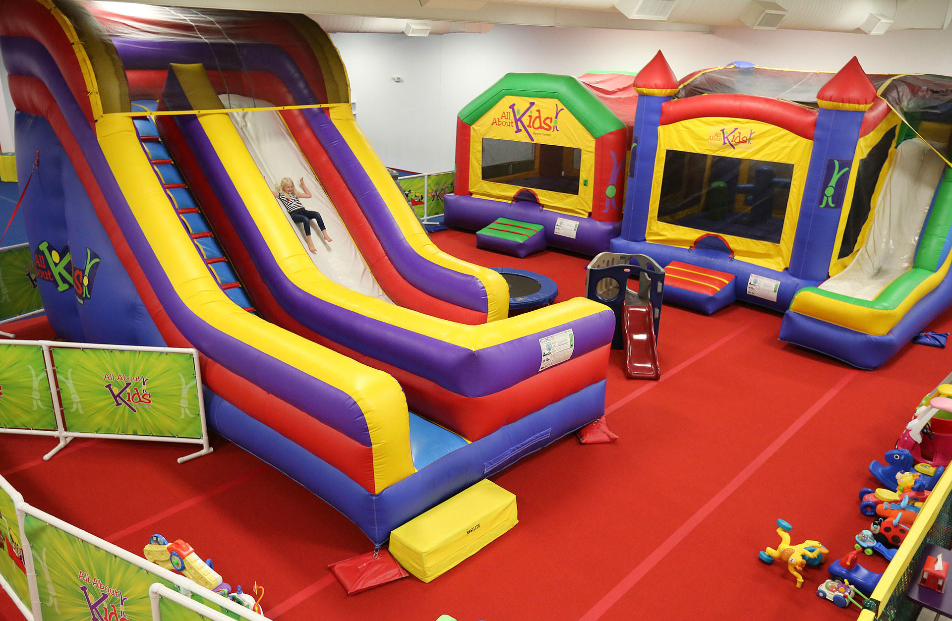 Kids Indoor Bounce
 Bounce House Inflatable Fun Zone