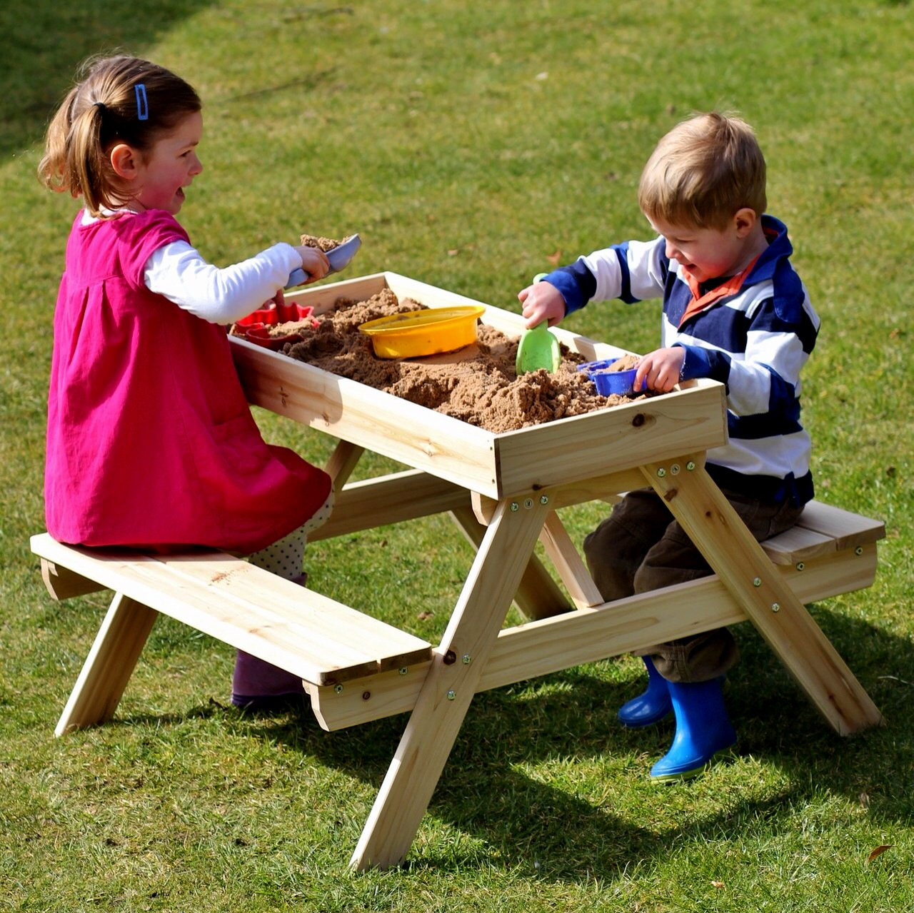 Kids Outdoor Table
 Outdoor Kids Wooden Picnic Table & Sandpit Well Made