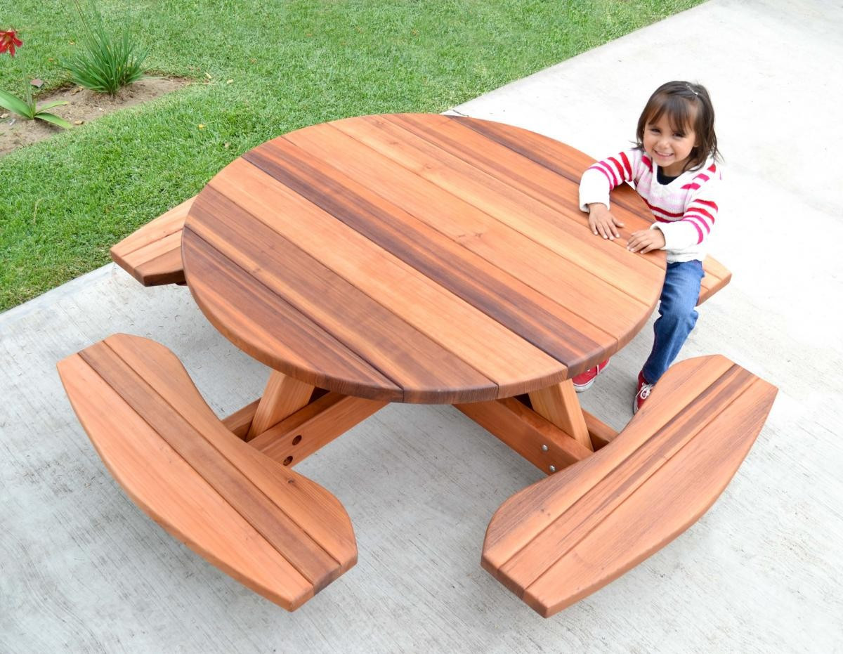 Kids Outdoor Table
 Kid Size Round Wood Picnic Table Kit